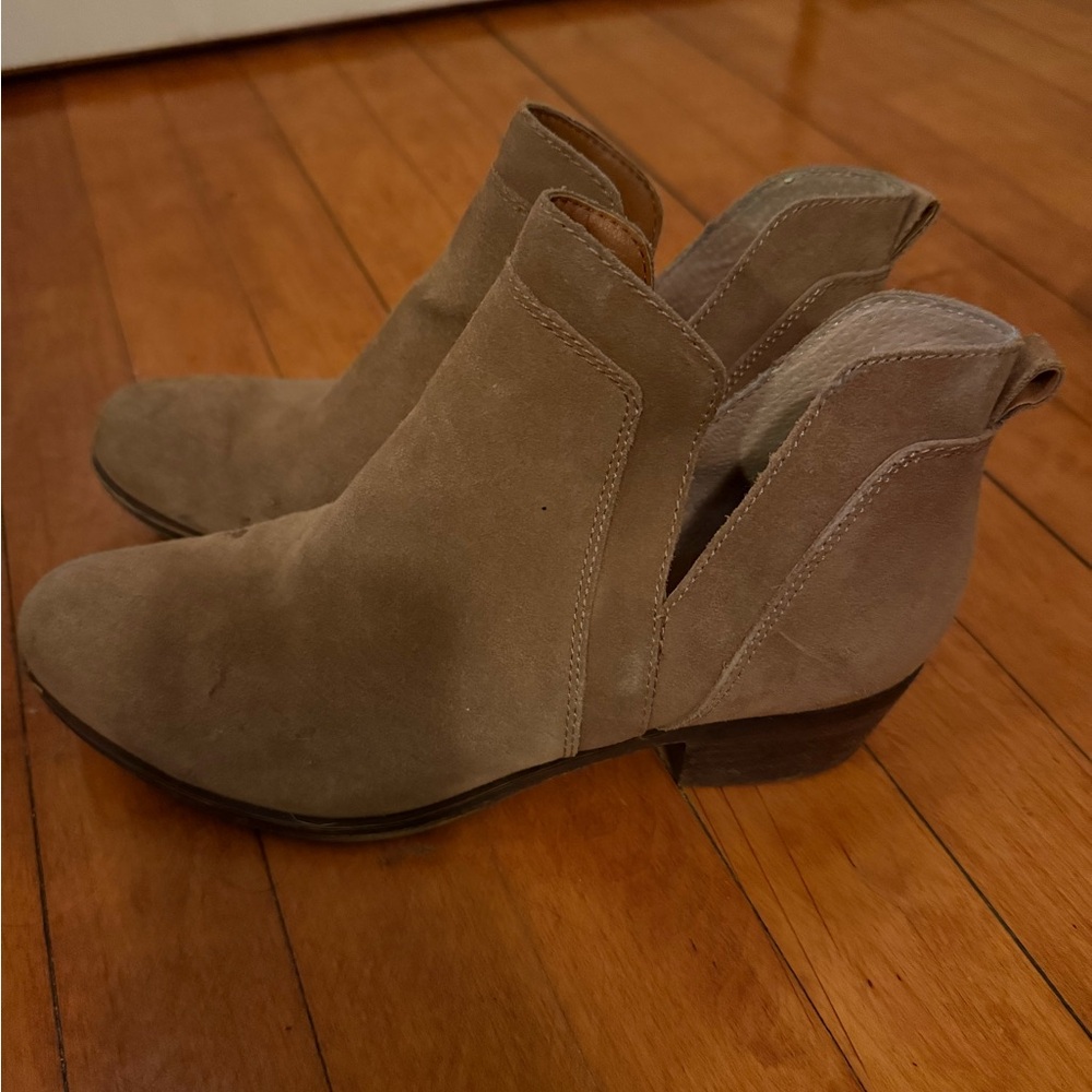 Lucky Brand Brown Ankle Suede Chelsea Boots Short Size 8 Cowboy